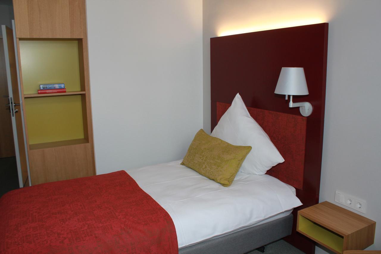 Hotel Katholisch-Soziales Institut Siegburg Zewnętrze zdjęcie